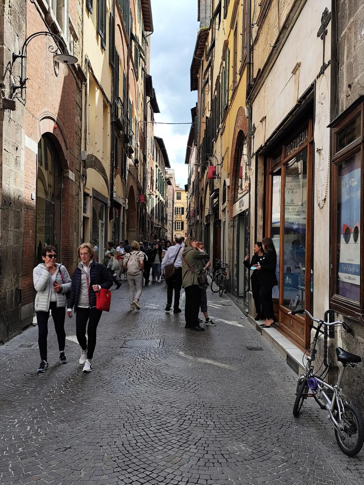Casa Rosina + Box Per Auto 2 Bici 1,5Km Dalle Mura Lucca Esterno foto